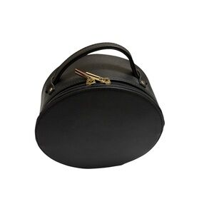 HUDSON and BLEECKER Round Black Textured Crossbody Bag